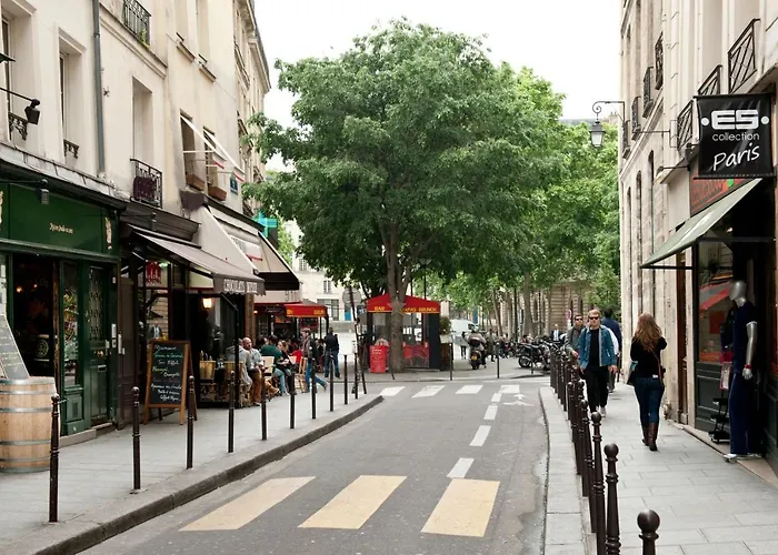 Marais Lovely
